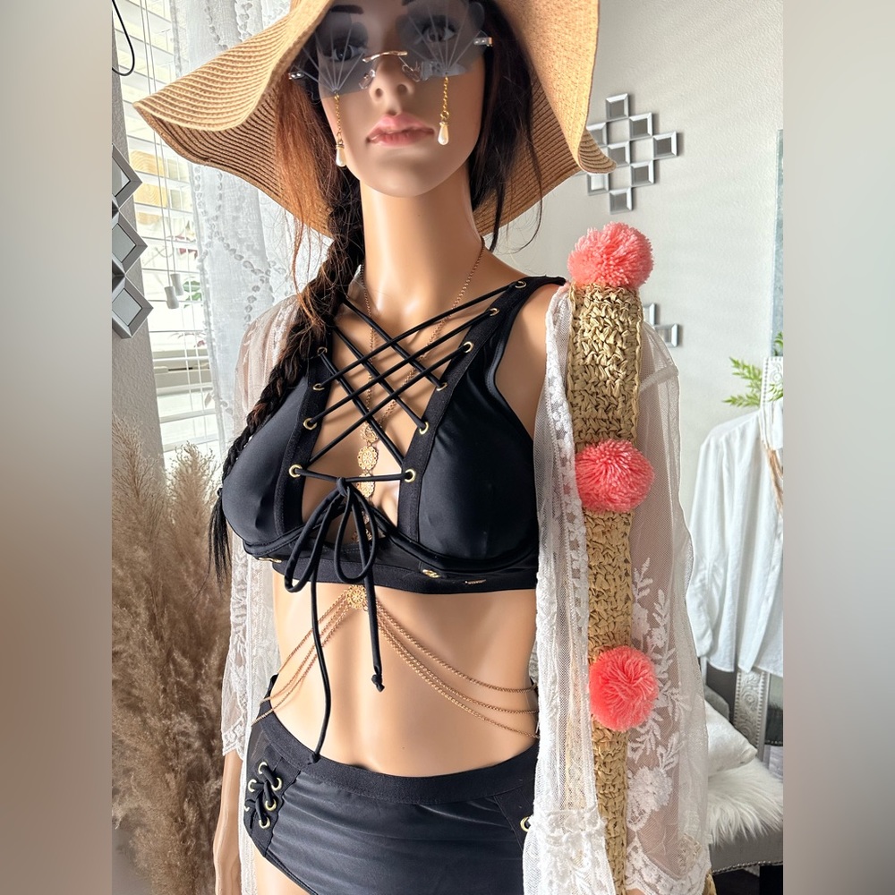 Black Two-Piece Swimwear Set Medium